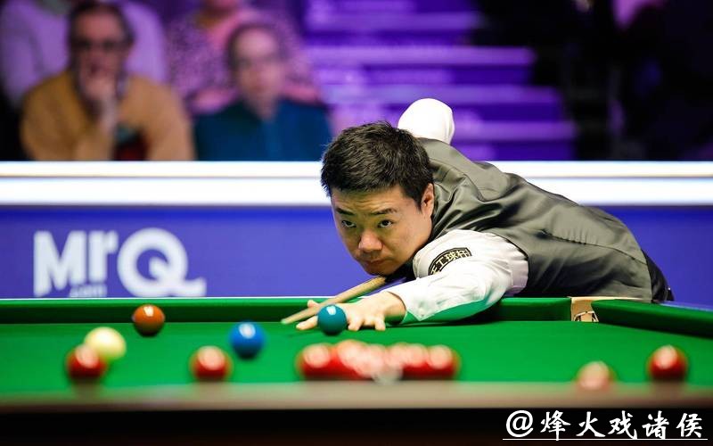 斯诺克武汉公开赛资格赛:丁俊晖5-1轻取张浩晋级 斯诺克武汉公开赛资格赛:丁俊晖5-1轻取张浩晋级