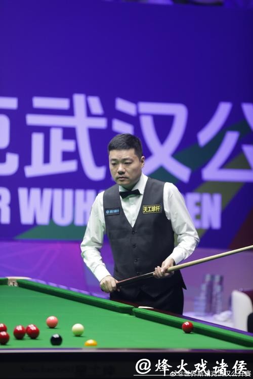 斯诺克武汉公开赛资格赛:丁俊晖5-1轻取张浩晋级 斯诺克武汉公开赛资格赛:丁俊晖5-1轻取张浩晋级