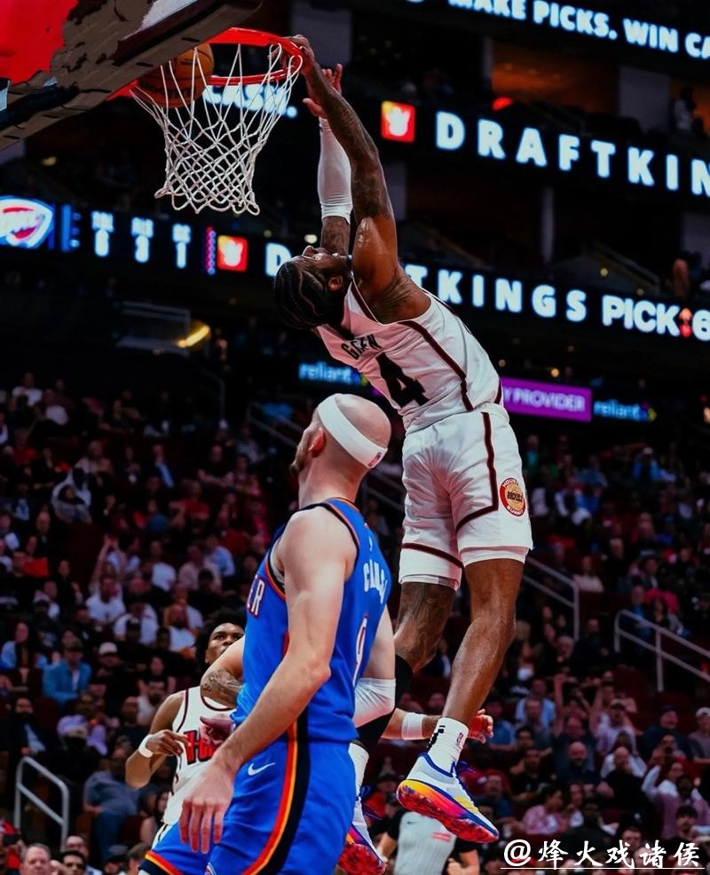 格林炸裂隔扣火箭险胜活塞 步行者力克尼克斯