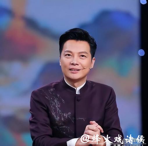 央视春晚的台柱子！任鲁豫16年合同工逆袭，11次站C位背后是汗水与坚持