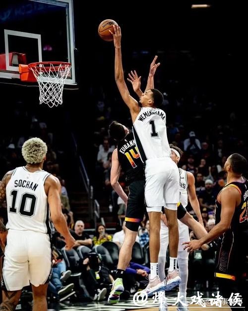 文班42分马刺胜老鹰 杜兰特37+10太阳负步行者